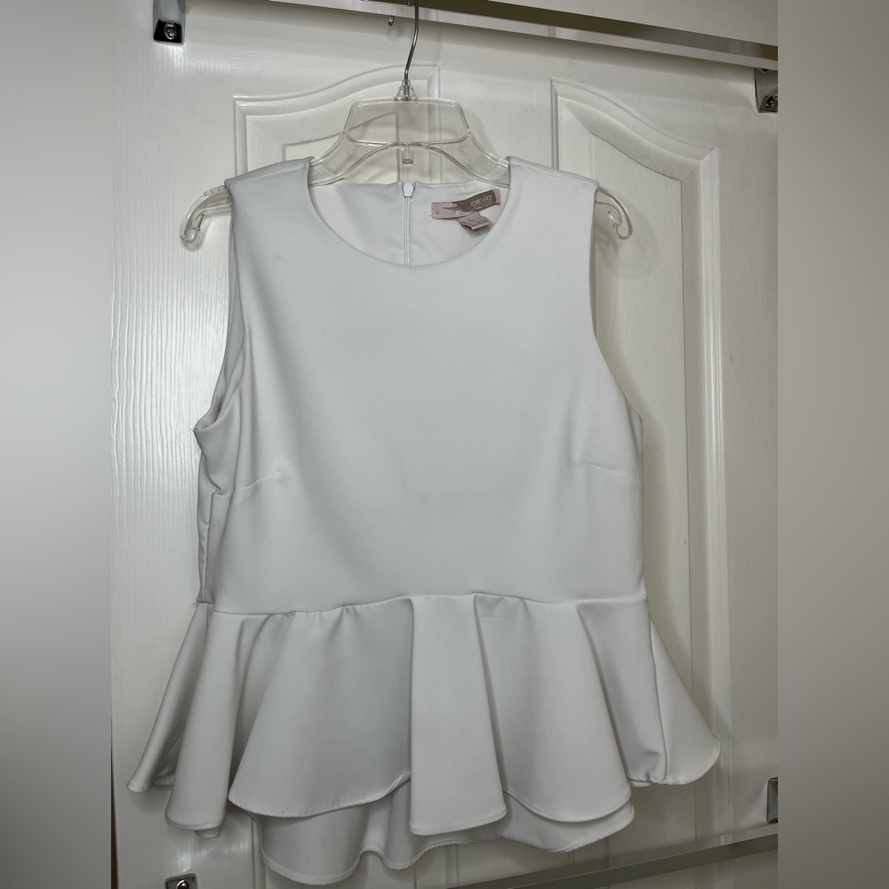 Size small Forever 21 shirt
